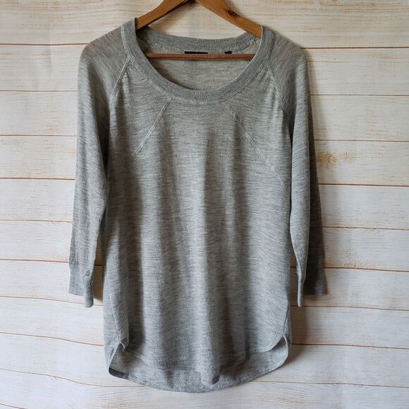 ATM 100% Cashmere Shirt Hem Long Sleeve Lightweight Round Neck Sweater Large
